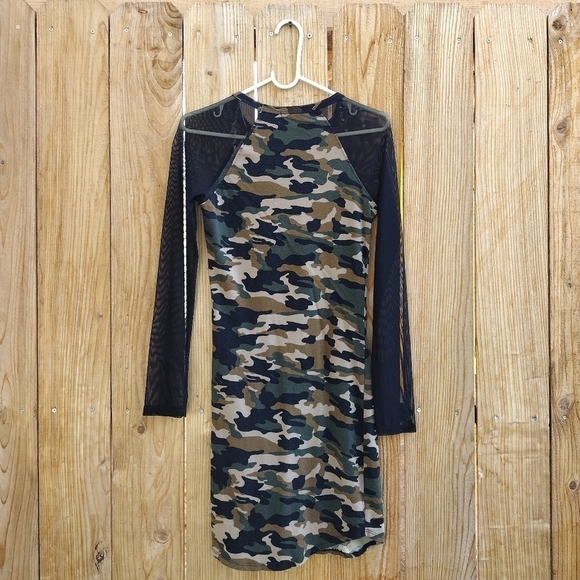Heart & Hips - Camo Mesh Midi Dress - Picture 11 of 16